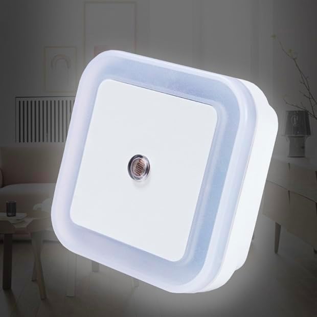 DeepCrush 6 Pack LED Night Light with Smart Sensor Dusk to Dawn Sensor, Daylight White, 0.5W Plug-in，Night Lights Plug into Wall，Lights for Bathroom,Hallway,Bedroom, Kids Room, Kitchen, Stairway