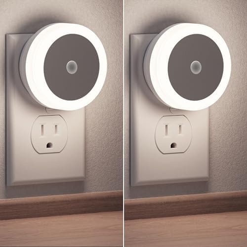 Briignite Night Lights Plug into Wall, [4Pack], Nightlights with Light Sensors, LED Night Light for Kids Room, Baby Night Light, Bathroom, Stair Lights, Hallway Light, Cool White