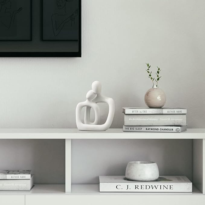 BANOMII Abstract Couple Statue, Minimalist Couples Bedroom Decor, White Hugging Lovers Sculptures Modern Home Office Decor Accents, TV Stand Decorations for Living Room Aesthetic, Desktop Figurine