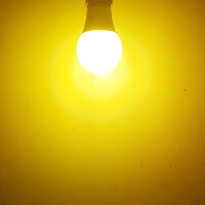 Taysing Dusk to Dawn Light Bulbs Auto On/Off 40 Watt Equivalent Smart Light Sensor LED Bulb Security Bulb Outdoor Night Light Bulb Garage Porch 5W 500lm E26 Amber Yellow 2 Pack