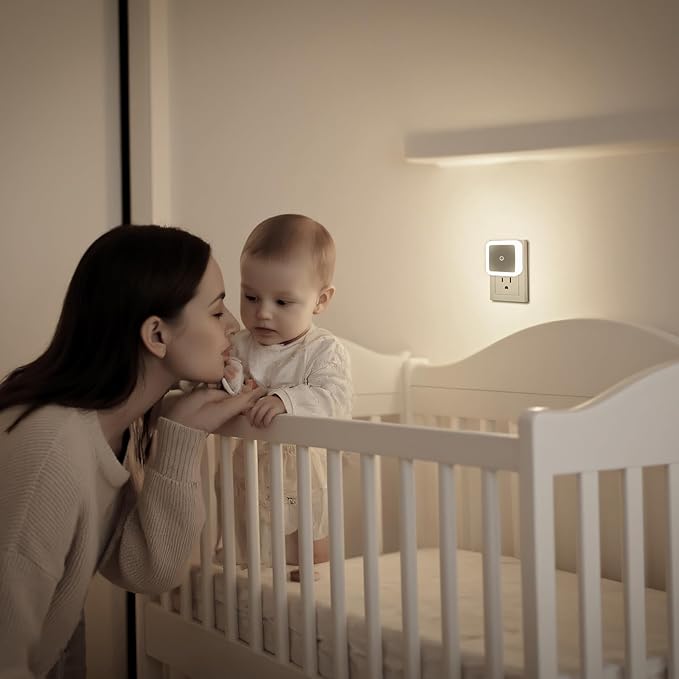 KINUR LED Night Lights Plug into Wall Daylight Color with Dusk to Dawn Night Light Plug in Sensor for Kids Room, Bedroom, Bathroom, Baby Nursery,Stair Lights, Hallway Light 6 Pack