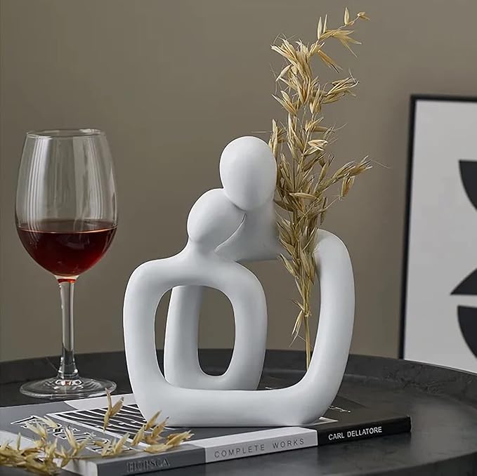 BANOMII Abstract Couple Statue, Minimalist Couples Bedroom Decor, White Hugging Lovers Sculptures Modern Home Office Decor Accents, TV Stand Decorations for Living Room Aesthetic, Desktop Figurine