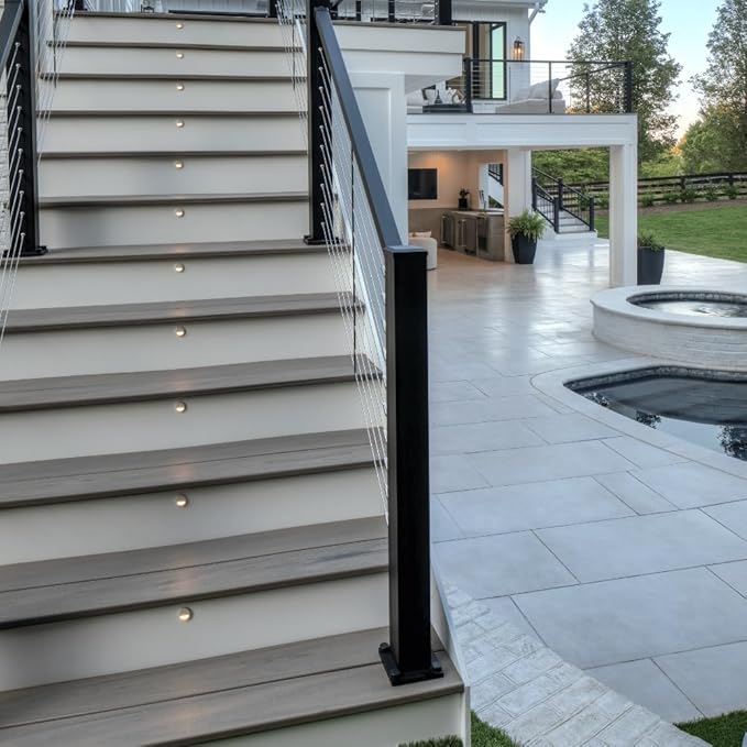 LED Stair Light- Classic White, (4- pack), WTRISERLED4PKC
