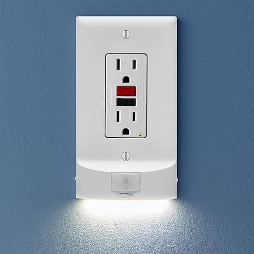SnapPower 4 Pack MotionLight [for GFCI Outlets] - Motion Detecting LED Night Lights Built-in to Wall Plate - Bright/Dim/Off Options - Auto On/Off Sensor - (GFCI, White)