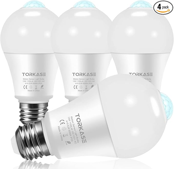 Motion Sensor Light Bulbs, 13W (100Watt Equivalent), Motion Activated Dusk to Dawn Security LED Bulb, 5000K Daylight, Energy-Efficient, for Indoor and Outdoor Lighting, Porch, Stairs, Hallway 4Pack