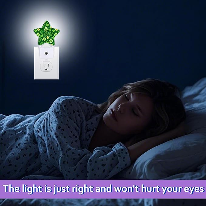 Energy Efficient Nightlights Plug in Wall, Green Shamrock Night Light for Kids Bedroom Decorative, Clover Leaf Dusk-to-Dawn Sensor Sleep Friendly Lamp for Nursery Bathroom Basement