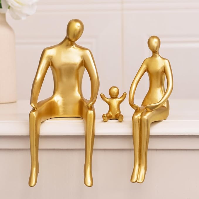 Quoowiit Gold Decor Family Statue Shelf Decor, Abstract Modern Home Decorations Family Sculpture, Minimalist Miniature Coffee Table Ornament Figurines for Office Bookshelf Living Room Bedroom 3 Piece