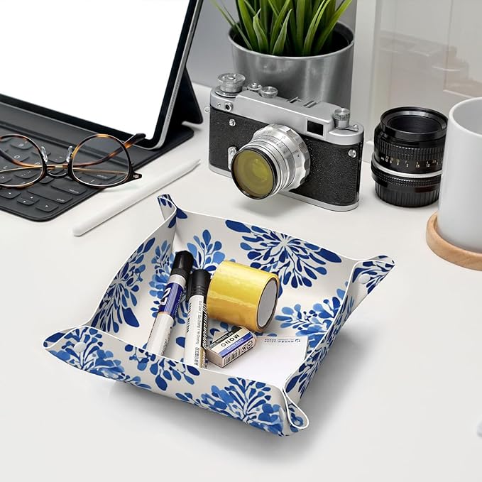 Simple Minimal Blue Floral Pattern Valet Tray Leather Portable Tray Desktop Storage Organizer Bedside for Men Women Jewelry Keys Coin Candy Sundries