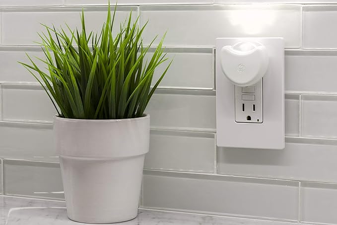 GE 10202 Half Moon Automatic Led Night Light (2 Pk.), White