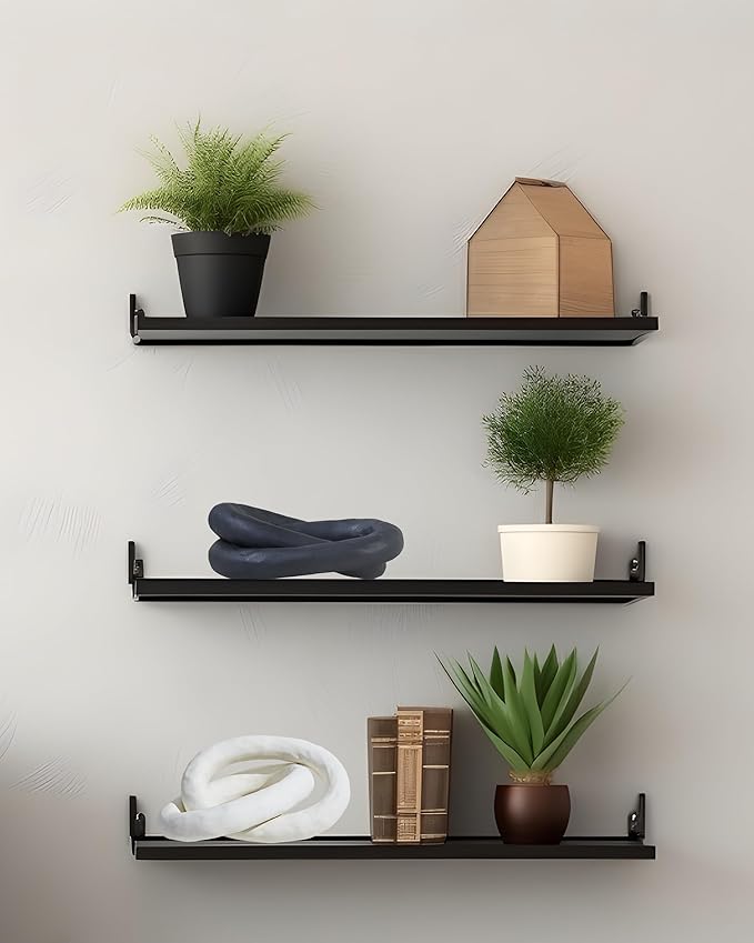 UPWOIGH Black Knot Inspired Modern Ceramic Decor,Large Minimalist Sculptures Coffee Table Decor, Big Boho Ceramic Link Chain Decorative,Statues Home Décor for Living Room,1Pack Gift