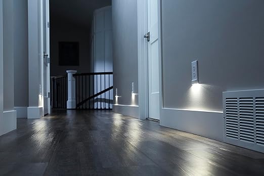 SnapPower Single MotionLight [for Décor Outlets] - Motion Detecting LED Night Lights Built-in to Wall Plate - Bright/Dim/Off Options - Auto On/Off Sensor - (Décor, Black)