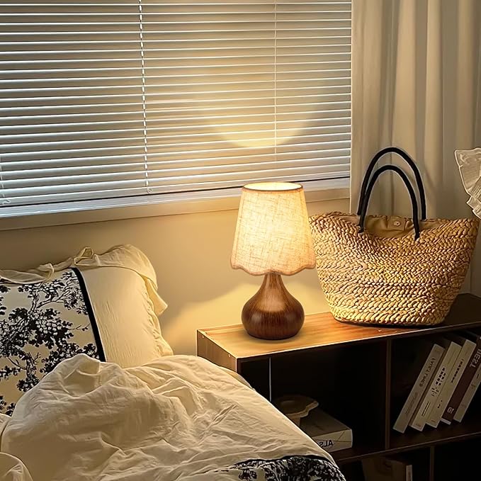 Wood Grain Small Table Lamp Touch Control, Farmhouse Bedroom Lamps for Bedside Nightstand, Vintage Small Table Lamps for Small Spaces for Kitchen Counter, Home Office, Kids Dorm, Bookshelf