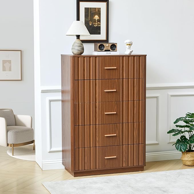 Fluted 5 Drawers Dresser for Bedroom, Wooden Tall Storage Dresser, Modern Chest of Drawers with Metal Handle, Curved Profile Wood Closet Clothes Storage Organizer for Living Room, Hallway, Walnut