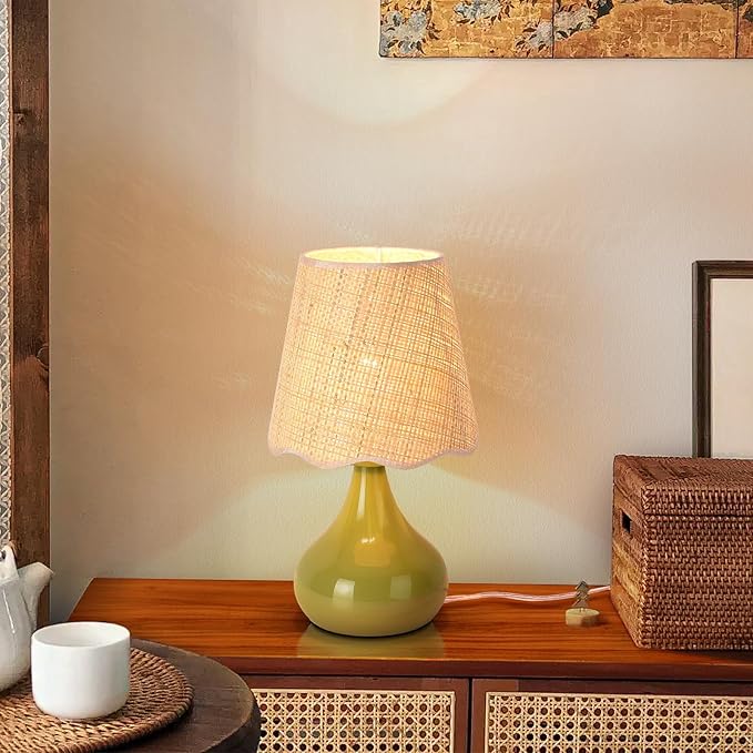 Green Cute Small Boho Table Lamp for Bedroom Bedside, Green Lamps for Nightstand, Scalloped Rattan Shade Table Lamps for Small Spaces for Bedroom, Home Office, Living Room, Kids Dorm