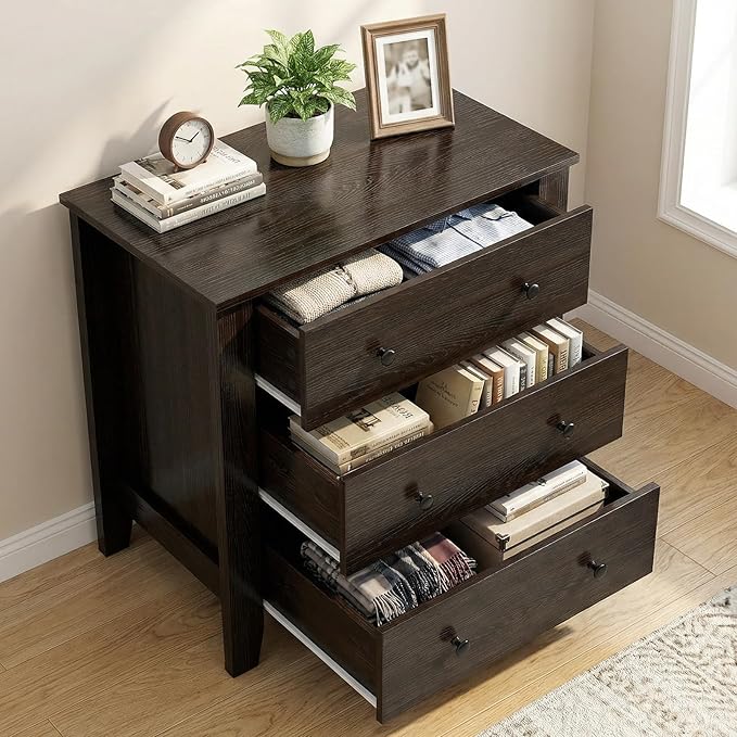 Giantex Small 3-Drawer Dresser for Bedroom - 28.5” x 18” x 26” Wide Chest of Drawers, Modern Large Nightstand, Storage Cabinet, Closet Storage Organizer for Living Room, Hallway (Brown)