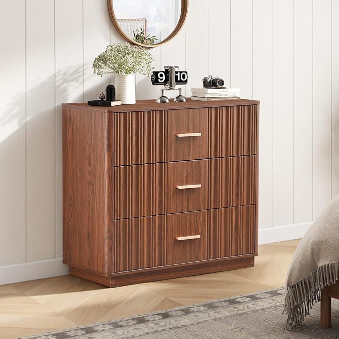 Fluted Dresser for Bedroom with 3 Drawers, 31.5" Wide Modern Chest of Drawers with Metal Handle, Large Storage Dresser, Wood Closet Clothes Storage Organizer for Nursery Living Room, Hallway, Walnut
