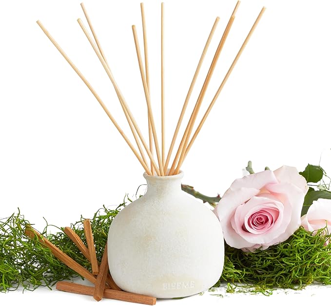 Blueme Romance Diffuser | Oakmoss & Sandalwood | 5.92 Fl Oz - Refillable Wellness Diffuser, Contains Essential Oil, Sustainable, Hand Finished, Premium, Luxury Ceramic, Natural Rattan Reeds, | Small