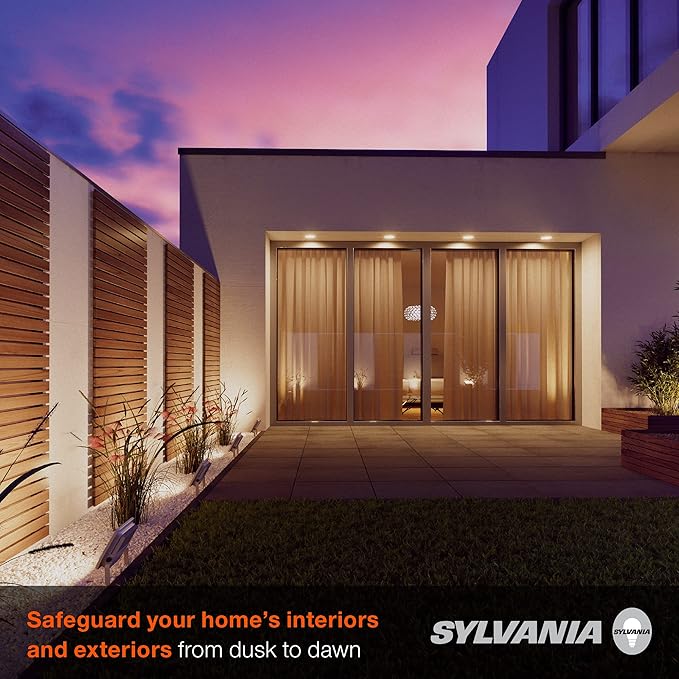 Sylvania Dusk to Dawn PAR38 LED Light Bulb with Auto On/Off Light Sensor, 120W=14W, 1250 Lumens, 5000K, Daylight - 1 Pack (41363)