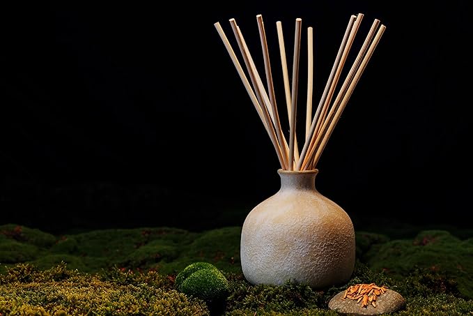 Blueme Romance Diffuser | Oakmoss & Sandalwood | 5.92 Fl Oz - Refillable Wellness Diffuser, Contains Essential Oil, Sustainable, Hand Finished, Premium, Luxury Ceramic, Natural Rattan Reeds, | Small