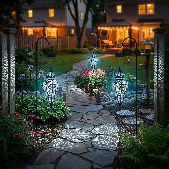 Hanging Solar Lights Outdoor Garden Decor Solar Lantern Waterproof Plastic Moroccan Outdoor Decorations for Patio Pathway Yard Backyard Garden Decorative (Black, 1)