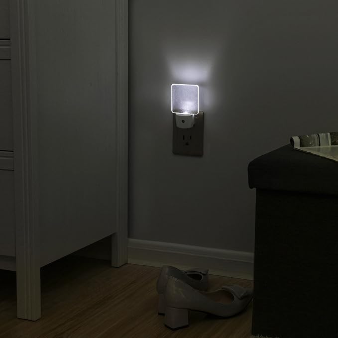 DEWENWILS Night Lights Plug into Wall, Plug in LED Night Lights with Dusk to Dawn Sensor, Cool White Nightlight for Bathroom, Hallway, Kitchen, Frosted Acrylic Shade, 4 Pack